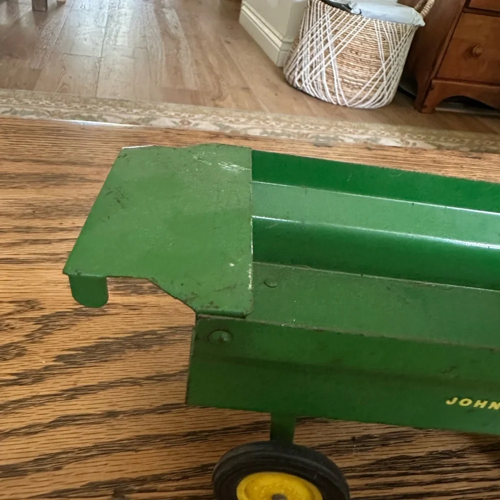 Vintage 70s John Deere Tractor Set